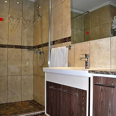 07 Group Hotel 3*