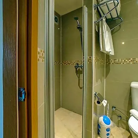07 Group Hotel 3*